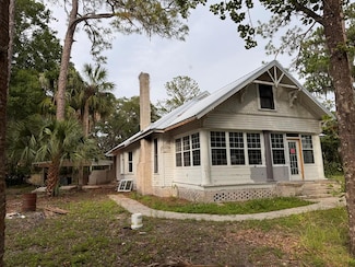 51 Picnic St, Bronson, FL 32621