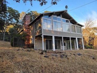 9085 Leila Dr, Glenhaven, CA 95443
