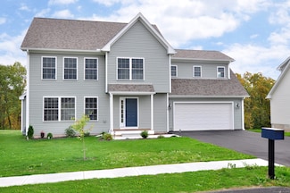 34 W River Rd, East Windsor, CT 06088