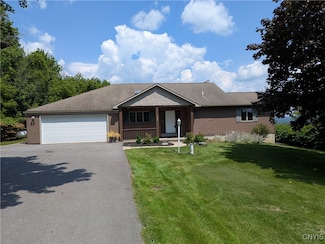 7637 Gates Rd, Manlius, NY 13104