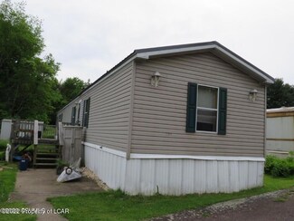 28 Country Estates Ln, Berwick, PA 18603