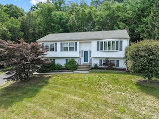 55 Grickis Ln, Naugatuck, CT 06770