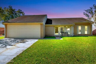 604 Rosedown Ln, Lafayette, LA 70503
