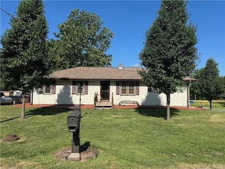 322 Grey Ridge Rd, Hale, MO 64643