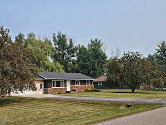 1709 54th Ave N, Moorhead, MN 56560