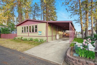 3420 E Georgia Pines Ln, Mead, WA 99021