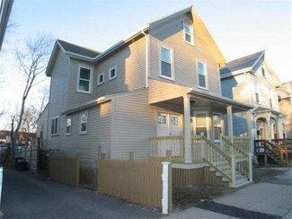 11 Euclid St, Dorchester Center, MA 02124