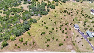 532 Buckskin Trail, Bandera, TX 78003