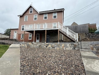1012 Lower St S, Peekskill, NY 10566