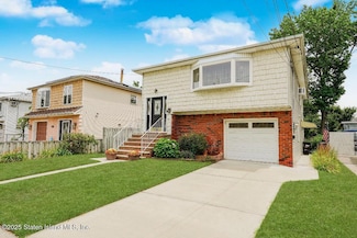 335 Simonson Ave, Staten Island, NY 10303