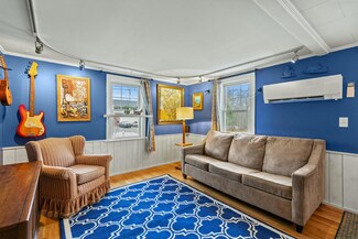 1692 Portland Rd, Arundel, ME 04046