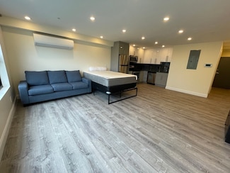 1028 Commonwealth Ave Unit 305, Boston, MA 02215