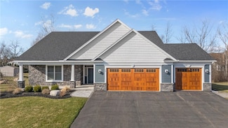 34 Wood Musket Trail, Rochester, NY 14612