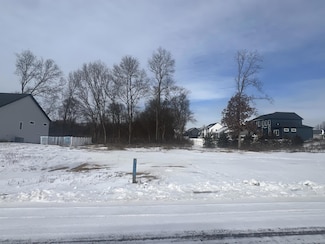 11509 New Trails Dr, Penn Township, IN 46561