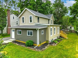 515 Elm St, Ravenna, OH 44266