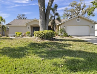 2625 Bridle Dr, Plant City, FL 33566