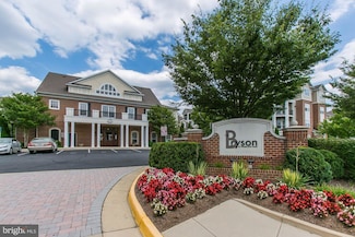 12909 Centre Park Cir Unit 306, Oak Hill, VA 20171