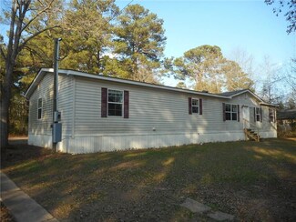 818 E Palmetto Ave, Plain Dealing, LA 71064