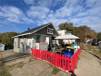 324 Bellaire Ave, Kansas City, MO 64123