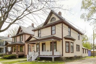 815 Elmwood St, Kalamazoo, MI 49007