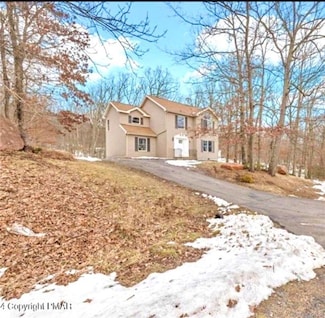 303 Fall Creek Terrace, Stroudsburg, PA 18360