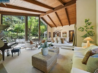 66 Ambleside Ct, Danville, CA 94526