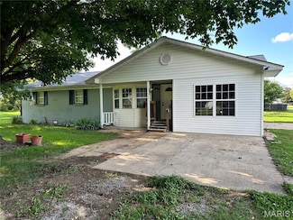 114 Lambert St, Sikeston, MO 63801