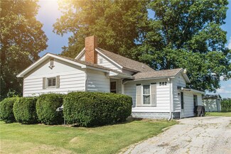582 County Road 1525e, Greenup, IL 62428