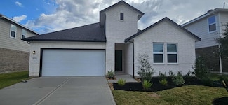 8434 Bay Oaks Dr, Baytown, TX 77523
