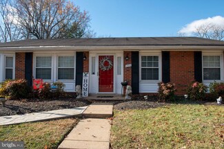 200 E Staunton Ave, Sterling, VA 20164