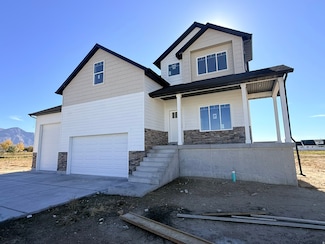 2405 W 3200 N, Farr West, UT 84404