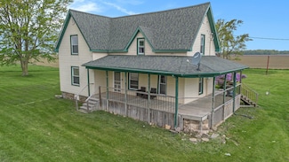 7917 E Harrison Rd, Breckenridge, MI 48615