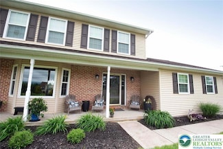 576 Batts Switch Rd, Nazareth, PA 18064