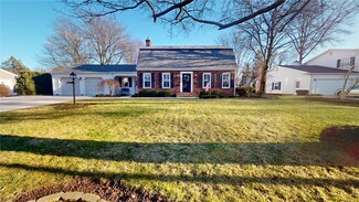 1199 Spring Valley Dr, Erie, PA 16509