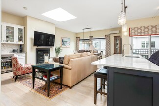 113 Newbury St Unit 402, Portland, ME 04101