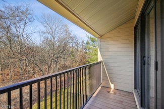 203 Irving Pl Ondo, Bernards Twp., NJ 07920