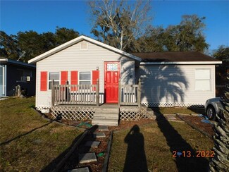 5106 7th St, Zephyrhills, FL 33542