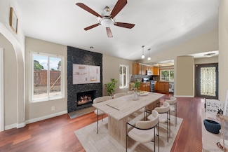 31250 Comotilo Ct, Temecula, CA 92592