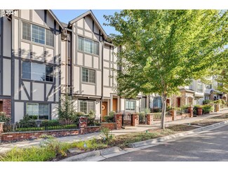 28510 SW Dundee Ln, Wilsonville, OR 97070