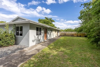 2227 NE 3rd Ave Unit 1 & 2, Delray Beach, FL 33444