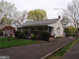 402 Stuart Ln, Ambler, PA 19002