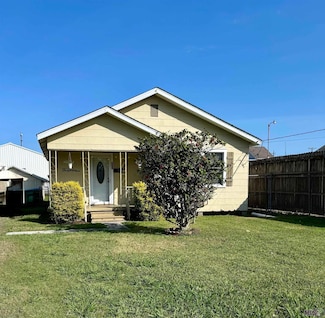 512 8th St, Morgan City, LA 70380