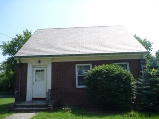 4 Russell Ave, Ravena, NY 12143