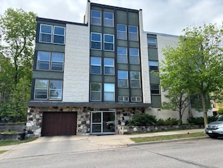 821 Douglas Ave Unit 104, Minneapolis, MN 55403