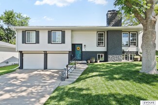 4932 Bernadette Ave, Omaha, NE 68157