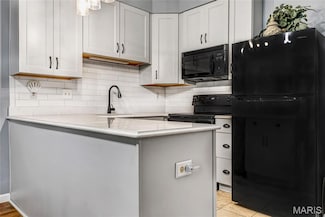 13815 Amiot Dr Unit A, Saint Louis, MO 63146