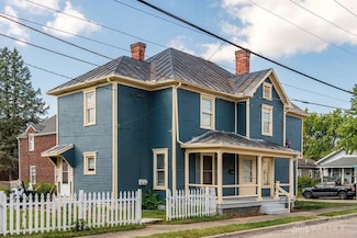 832 E Maple Ave, Miamisburg, OH 45342