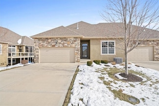 16274 W 168th Place, Olathe, KS 66062