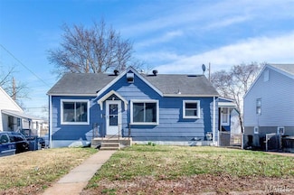 5736 Gaylord Dr, Saint Louis, MO 63136