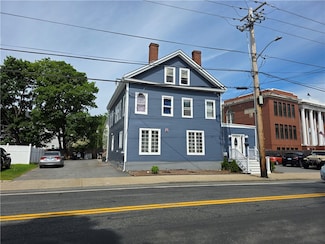 1612 Lonsdale Ave, Lincoln, RI 02865
